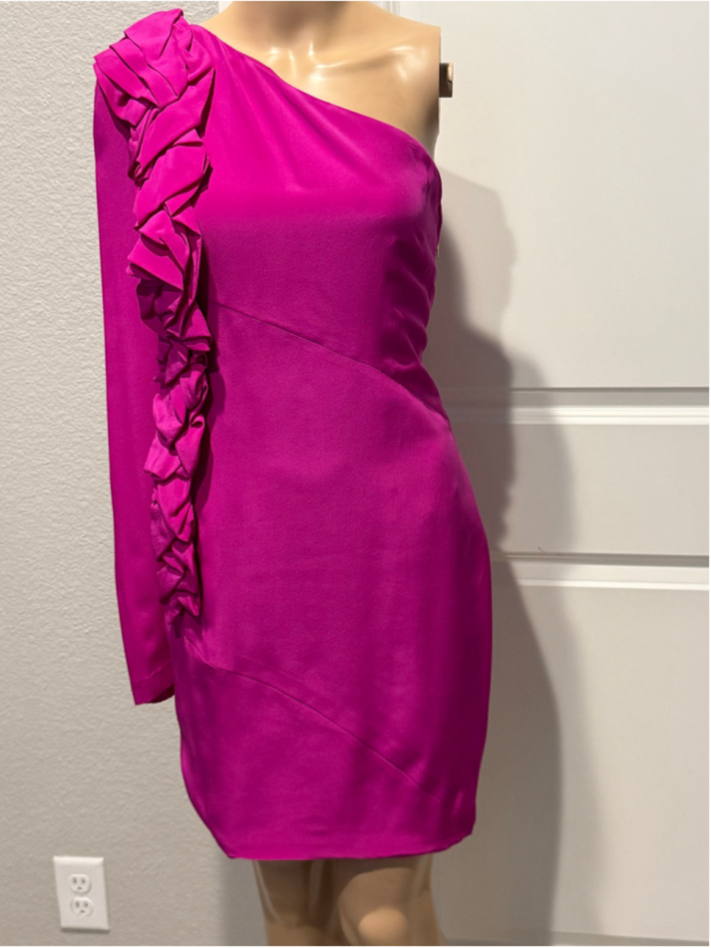 Women's Robert Rodriguez Fuchsia One Shoulder Ruffle Silk Dress Size 4